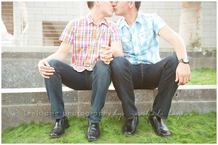same sex kiss, couple photography, romantic lgbt friendly photography